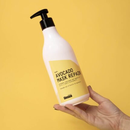 Avocado Mask Repair Glossco, mascarilla reparadora con aguacate para nutrir, fortalecer y devolver el brillo al cabello dañado.